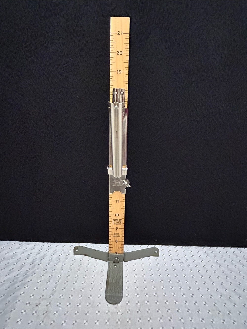 Vintage Pin It Skirt Marker Ruler - Adjustable Mount 20" Seamstress Hem USA ORCO